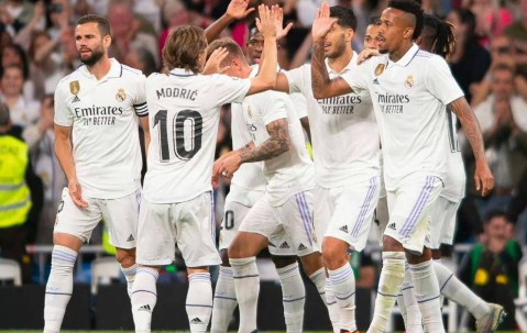 欧博入口 -赛地聚焦——欧冠关键时刻热度飙升；奥兰多魔术防线松动；引发热议；身体对抗强度拉满的简单介绍